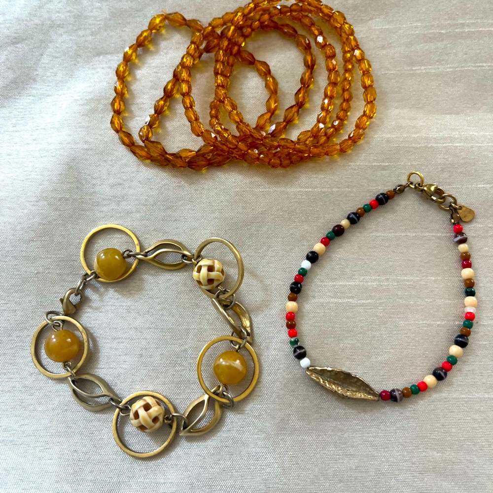 7 bracelets
